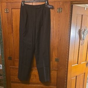 Vintage NWT Conrad C Collection 100% Wool - Lined - Size 10 Ladies Pleated Pants